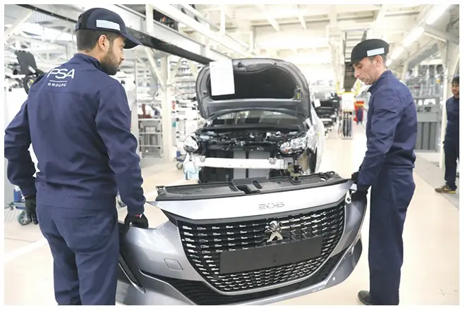 مصنع بيجو سيتروين PSA Peugeot Citroën: تشغيل 90 عامل انتاج بشهادة البكالوريا او دبلوم تقني او تقني متخصص