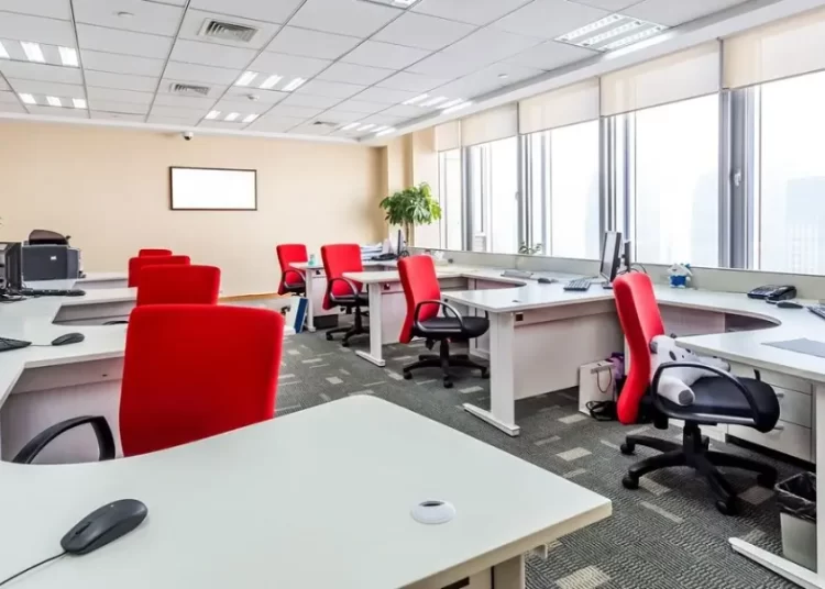 الأنابيك: تشغيل موظفين و موظفات إدخال البيانات في الحاسوب