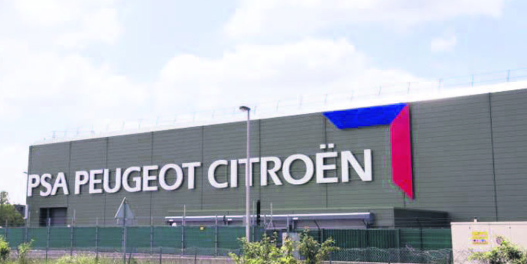 مصنع بيجو سيتروين PSA Peugeot Citroën: تشغيل 180 عامل وعاملة بشهادة البكالوريا او دبلوم تقني او تقني متخصص