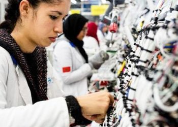 أنابيك بن سليمان مطلوب تشغيل 200 عامل وعاملة لفائدة شركة صناعية براتب 2970.05 درهم