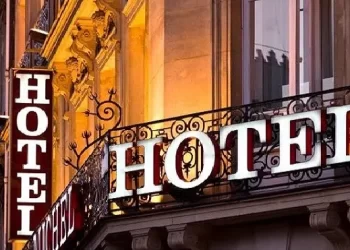 الأنابيك تشغيل 43 منصب في الإستقبالات، الطبخ، الحراسة و مجالات مختلفة للعمل بمجال الفندقة والمطاعم