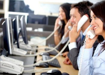 تشغيل مستشاري الهواتف براتب شهري 5000 درهم و 1000 درهم تعويض و حوافز مالية أخرى