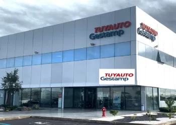 مصنع Tuyauto Gestamp يشغل عمال براتب 2900 شهريا بمدينة القنيطرة