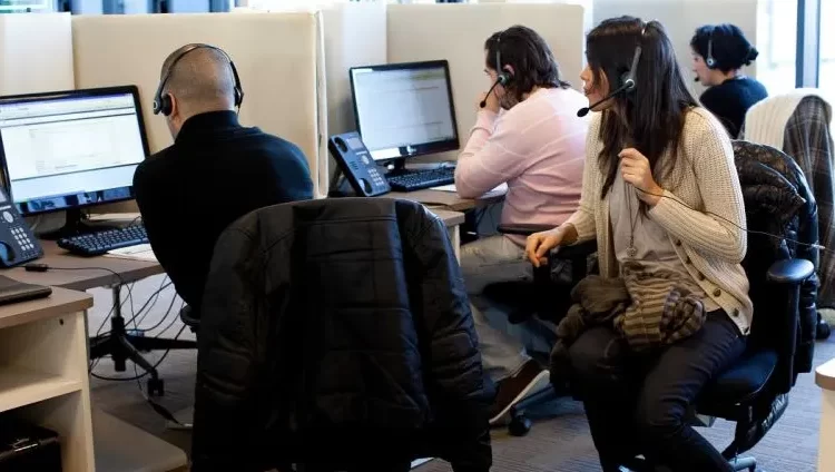 توظيف وكلاء إداريين ناطقين باللغة الاسبانية بشهادة البكالوريا وبأجر شهري ابتداء من 5000 درهم