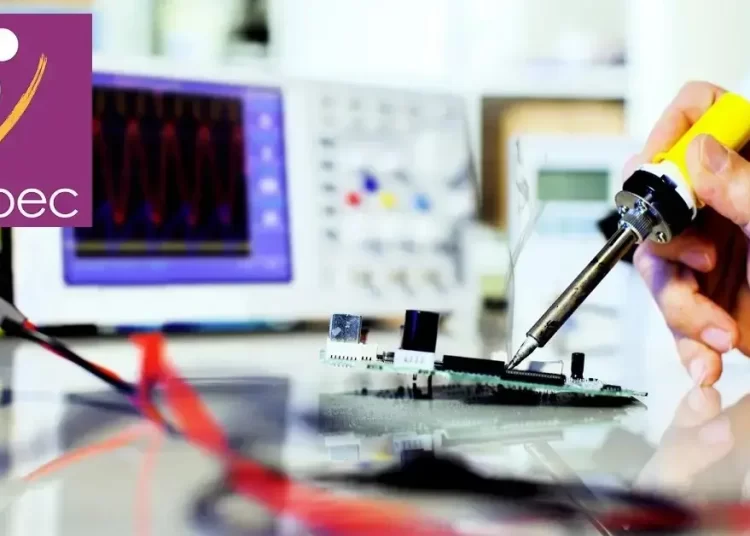 مطلوب تقنيين في المعلوميات بصالير 4500 درهم شهريا