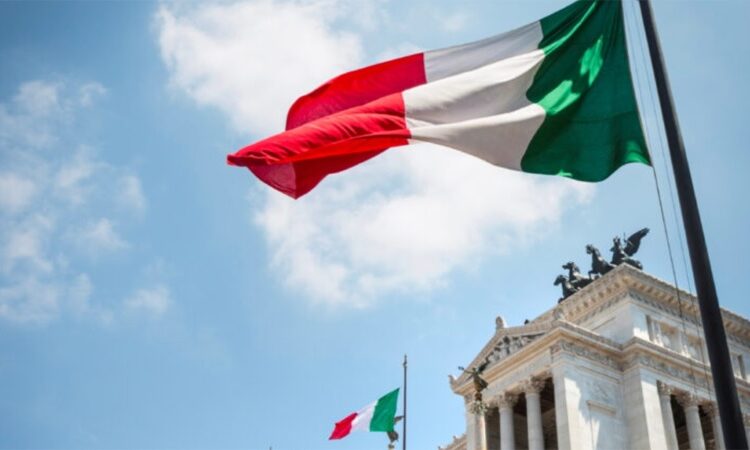 إيطاليا تطلب 82 الف مهاجر مع نهاية عام 2023