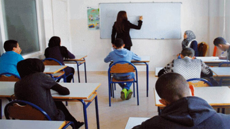 تشغيل 200 أساتذة ومعلمين للدعم المدرسي بإقليم الحسيمة
