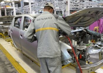  توظيف 85 منصب عمال تصنيع للعمل مع شركة التوظيف لفائدة مصنع السيارات رونو