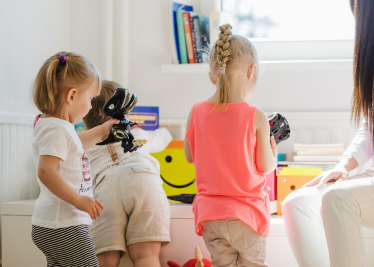 الوكالة الوطنية لإنعاش التشغيل والكفاءات: توظيف مربية أطفال براتب 5000 درهم بمدينة الرباط