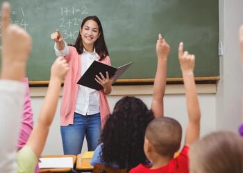 وكالة الانابيك: مطلوب 25 أساتذة التعليم الابتدائي بشهادة البكالوريا