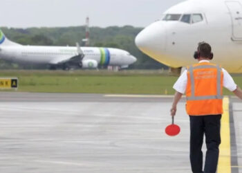 فرص عمل حصرية بالمطارت ابتداءا من البكالوريا فما فوق..