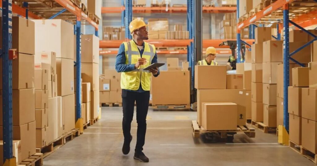 Offres d'emploi Chargé de Logistique Salaire 10.000 DH